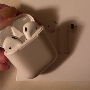 Apple Airpods